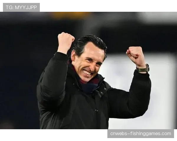 阿斯顿维拉主帅埃梅里与俱乐部续约至2028年,粉碎其将离任的传闻。